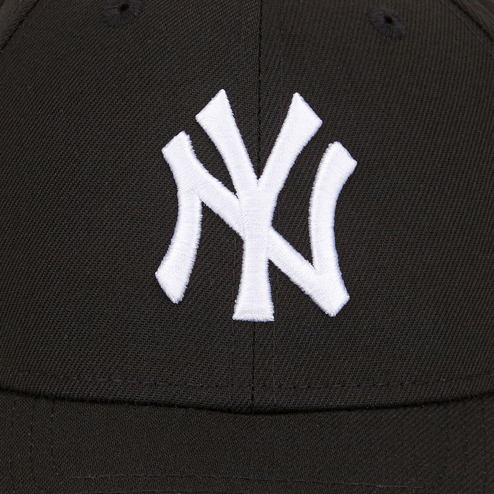 MLB 화이트 온 블랙 뉴욕 양키스 볼캡 / 14205806