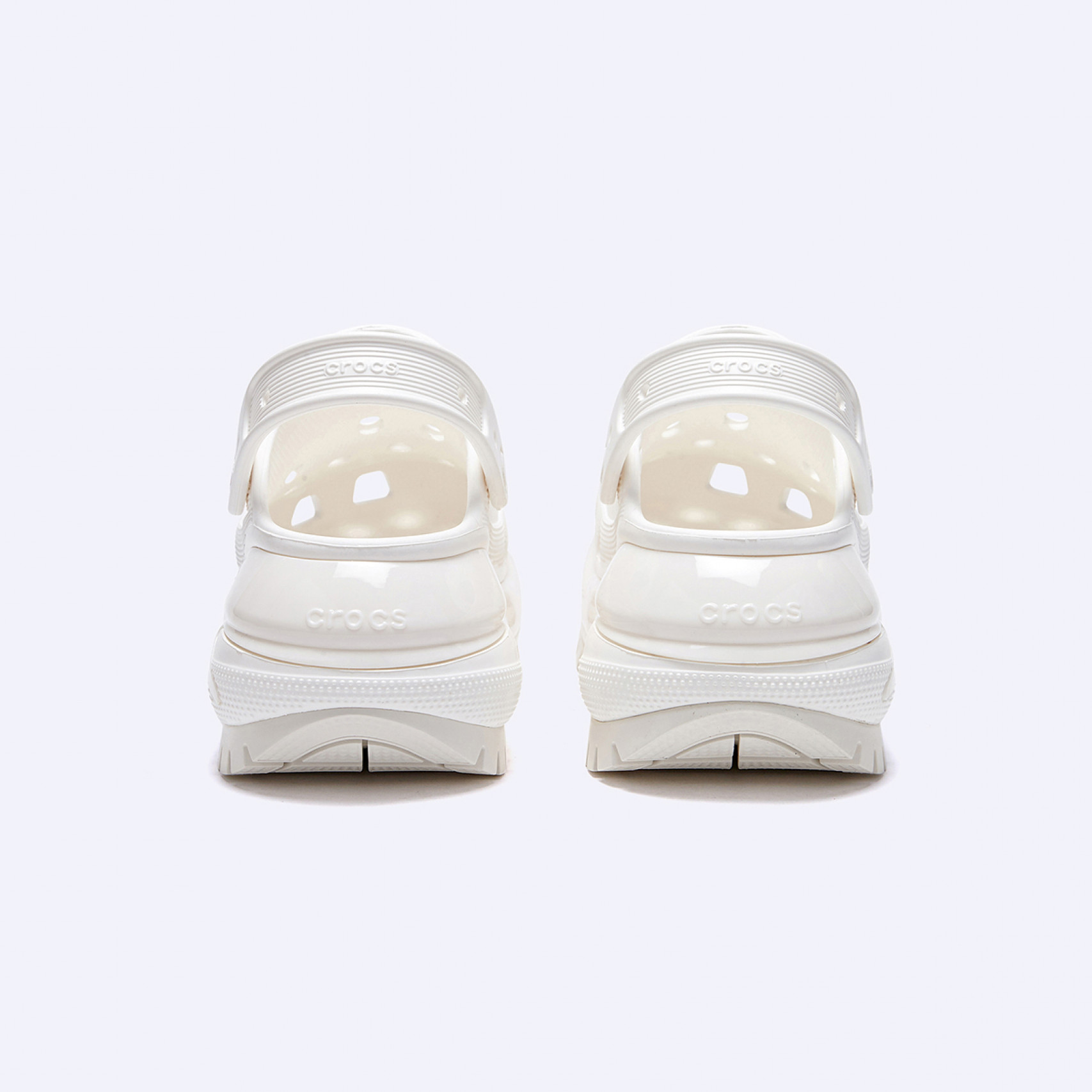 클래식 메가 크러쉬 클로그 화이트 / 207988-100